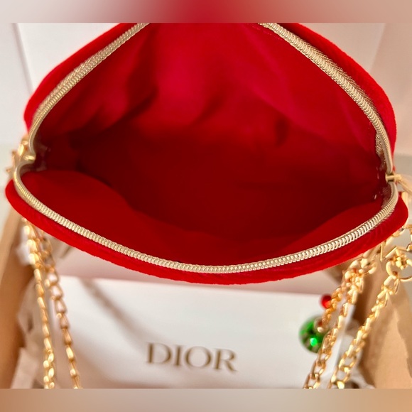 DIOR Beauty Red Velvet Velour Crossbody Gold Purse Chain Bag Card + Box - Picture 9 of 13